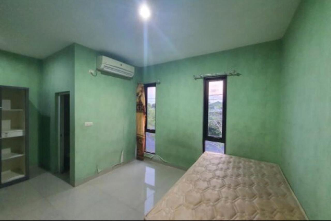 Oyo 93109 Garden Homestay 1 Tpr スラバヤ エクステリア 写真