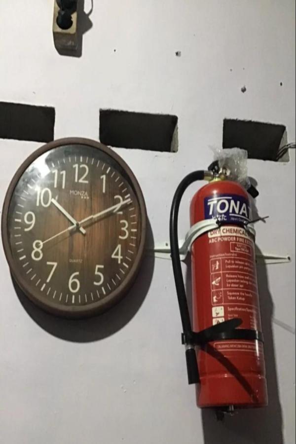 Oyo 93109 Garden Homestay 1 Tpr スラバヤ エクステリア 写真